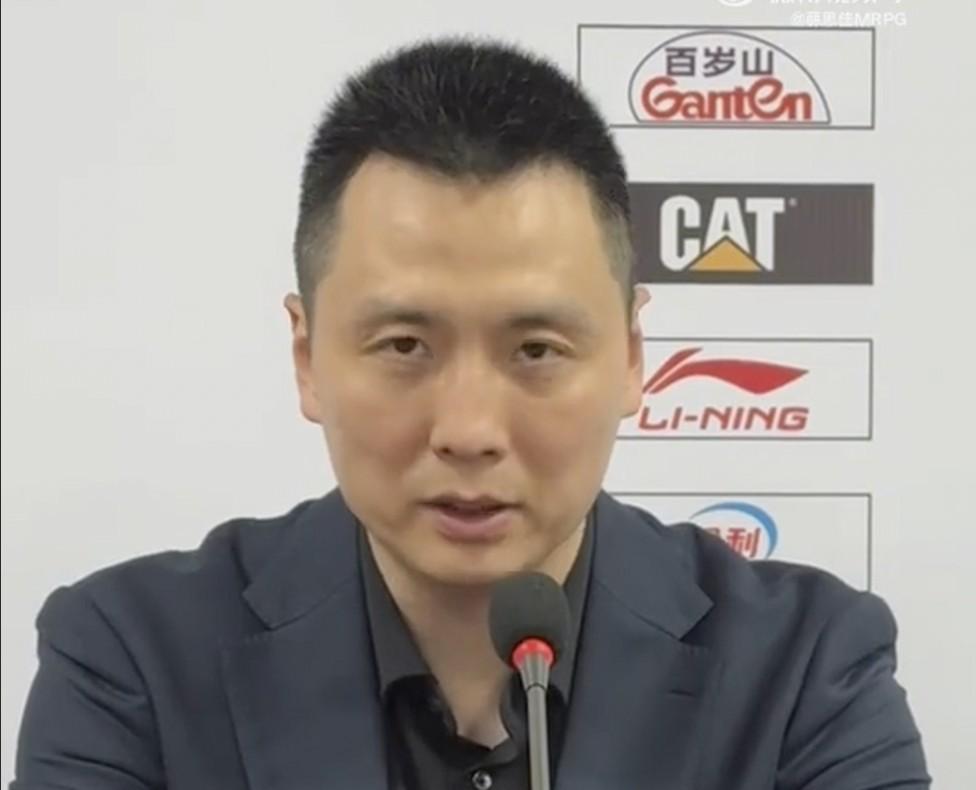 皇冠体育官方网站-卢伟：李添荣在进攻端做出了巨大贡献，怀特塞德需要做些治疗